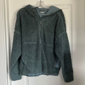 Prana womens fuzzy sweatshirt